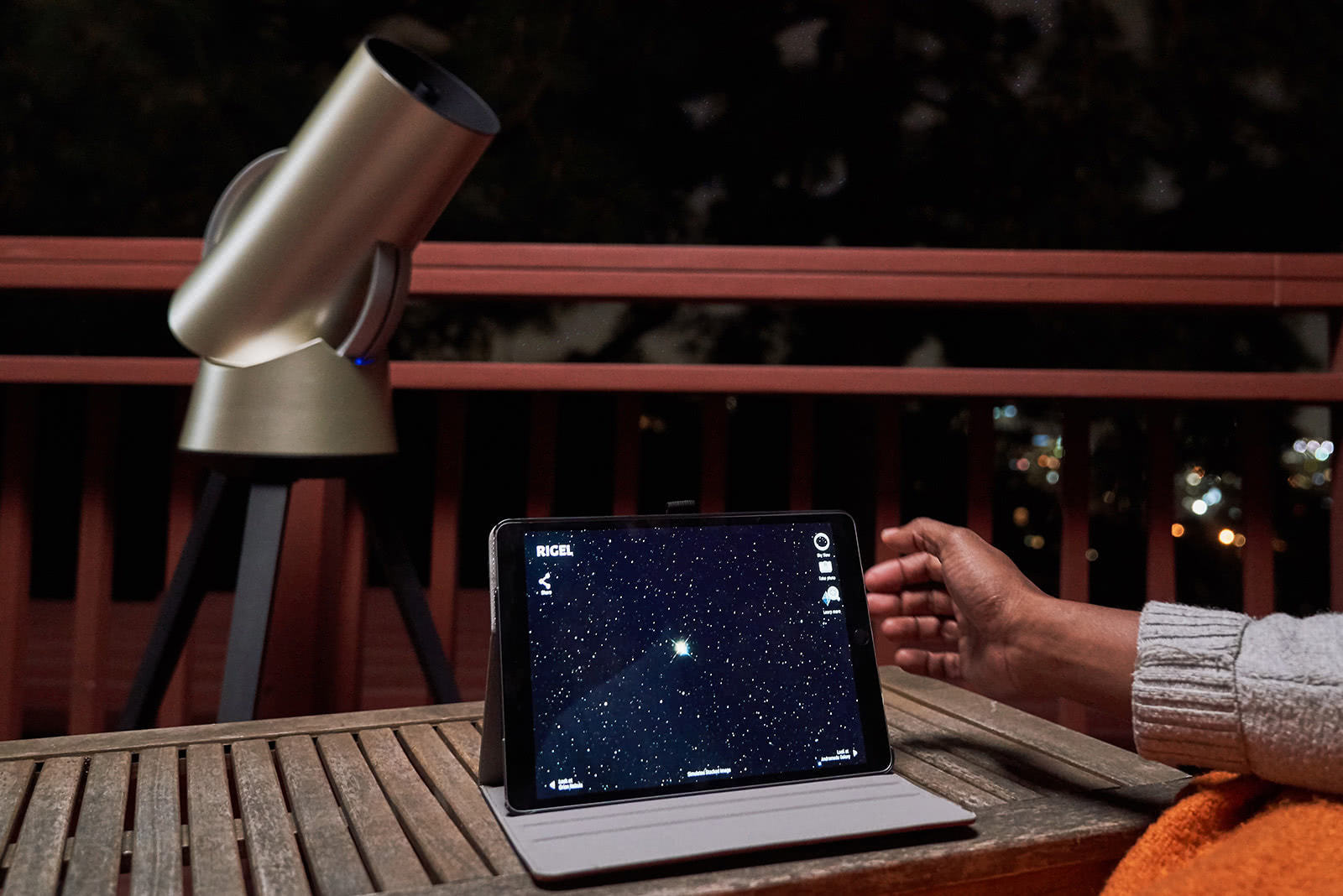 App connected Telescope by Hiuni
